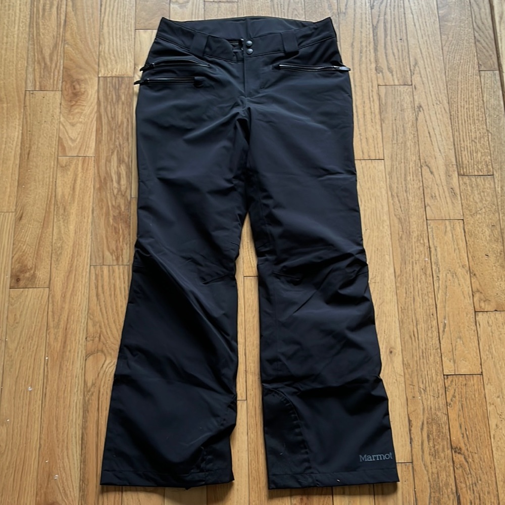 Marmot snowboard/ski pants. Size Medium. Black